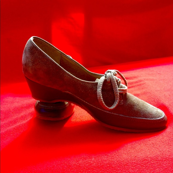 NIB VINTAGE BUTTERY SOFT SUEDE WEDGE SHOES - Picture 2 of 6